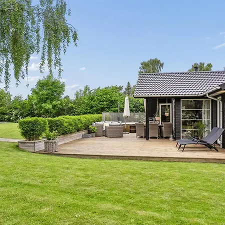 Сasa de vacaciones Galatia - 1-4km From The Sea By Interhome